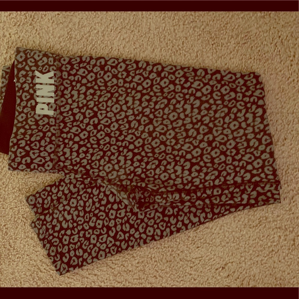 Pink yoga cheetah print leggings
